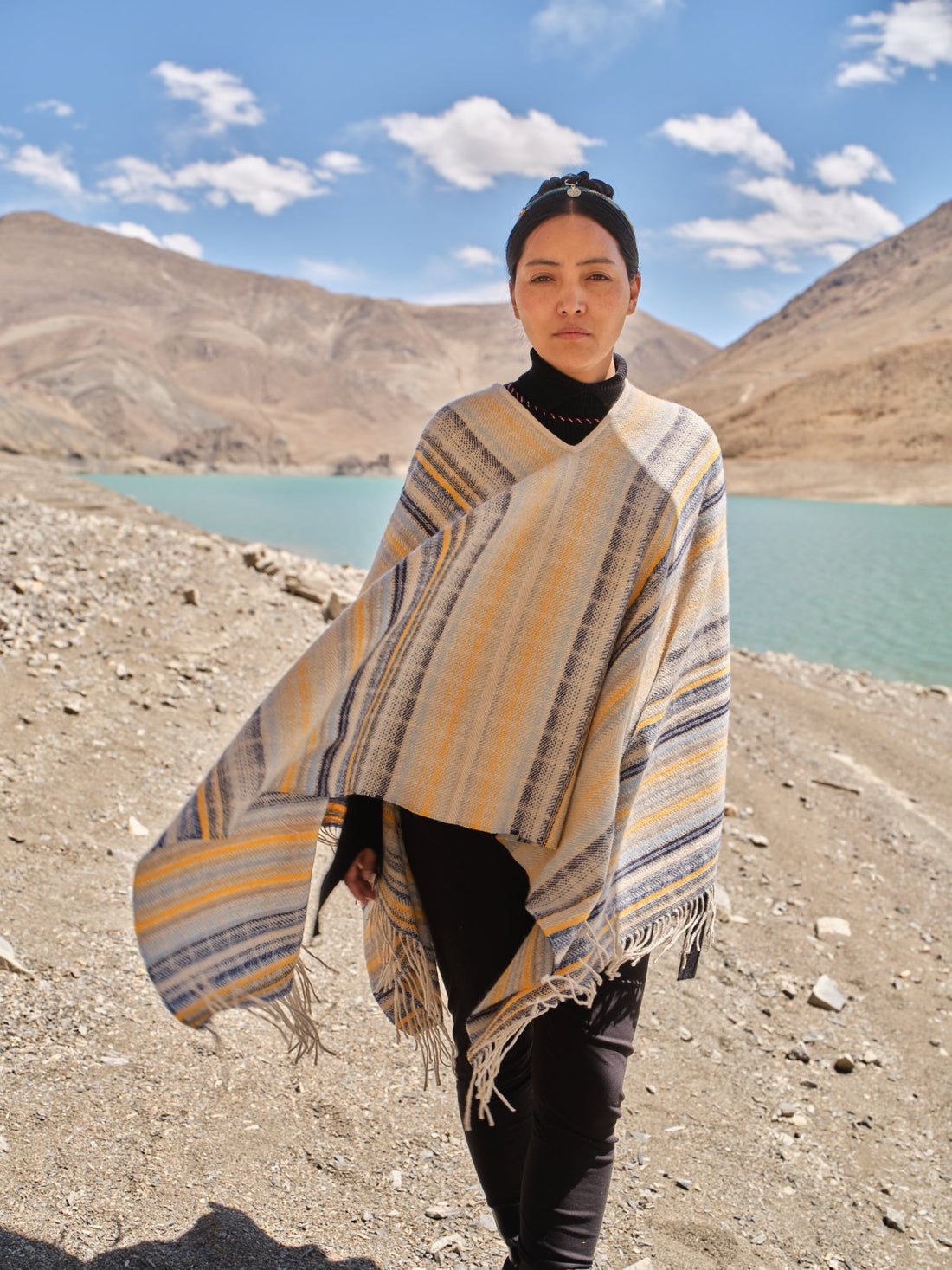 Tibetan Pulu Handmade Cashmere Cape