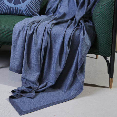 Woven cashmere blanket